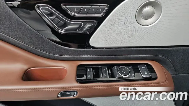 Lincoln Aviator 2nd Gen — Фото автомобиля 20