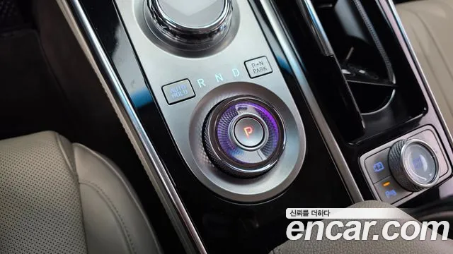 Genesis GV80 — Фото автомобиля 12