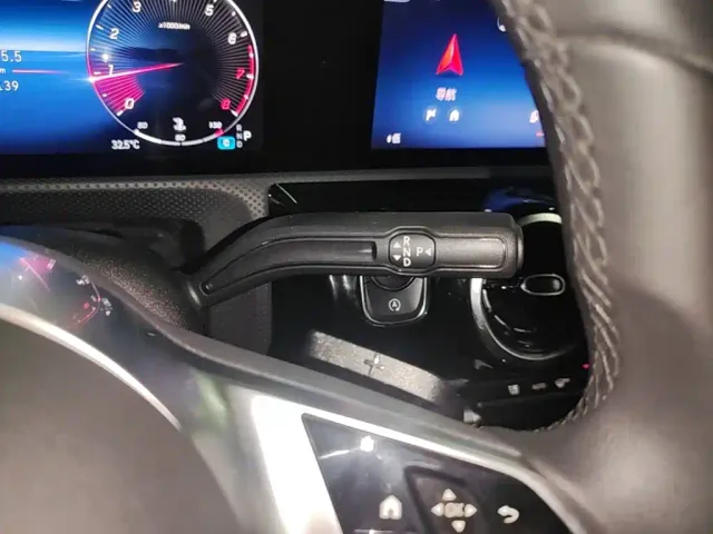 Mercedes-Benz A-Class — Фото автомобиля 13