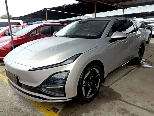 Фотография автомобиля — Wuling Starlight
