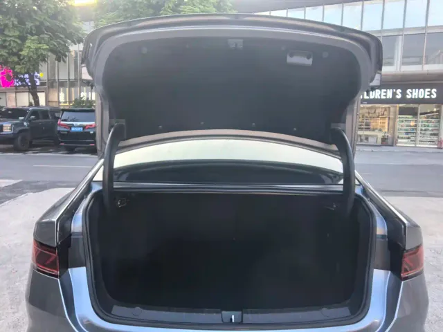 BYD Qin PLUS — Фото автомобиля 23