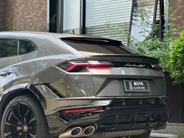Lamborghini Urus 2023 4.0T V8 S — Фото автомобиля 4