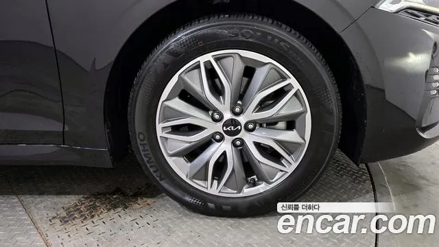 Kia K5 Prestige — Фото автомобиля 5