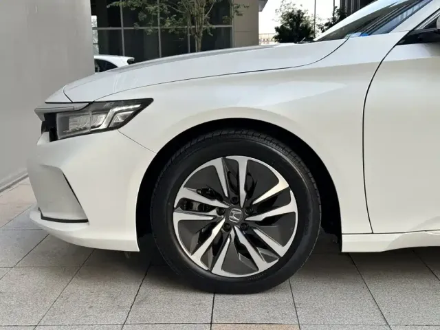 Honda Inspire — Фото автомобиля 5