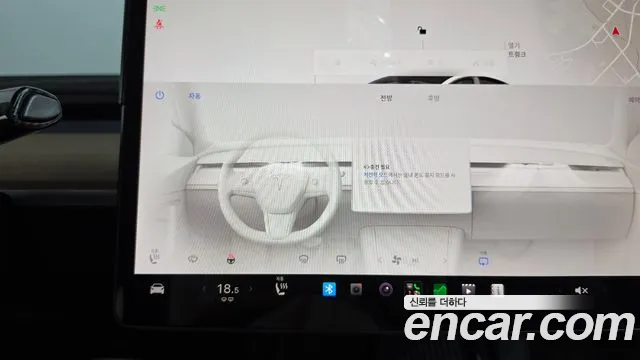 Tesla Model 3 — Фото автомобиля 25