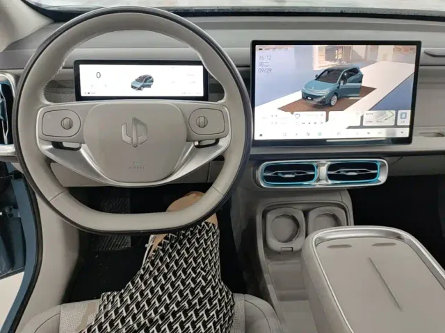 Leapmotor B10 — Фото автомобиля 9