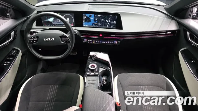 Kia EV6 — Фото автомобиля 7