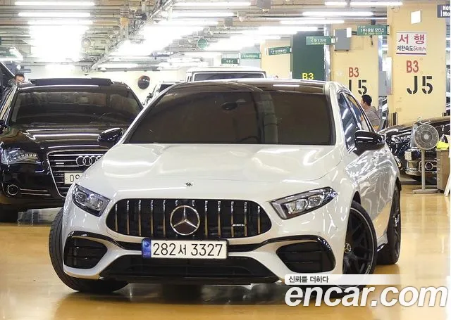 Mercedes-Benz A-Class — Фото автомобиля 3