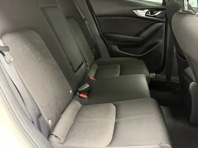 Mazda CX-4 — Фото автомобиля 14