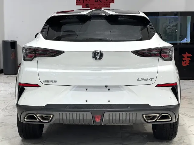 Changan UNI-T — Фото автомобиля 8