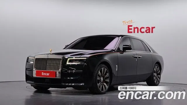 Rolls-Royce Ghost — Фото автомобиля 8