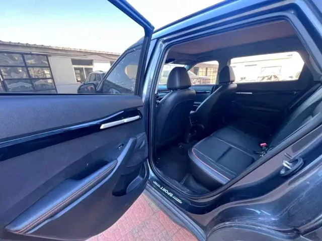 Kia Seltos — Фото автомобиля 8