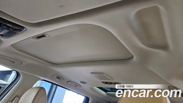 Kia Carnival 4th Gen — Фото автомобиля 24