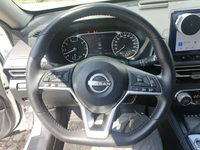 Nissan Teana — Фото автомобиля 15