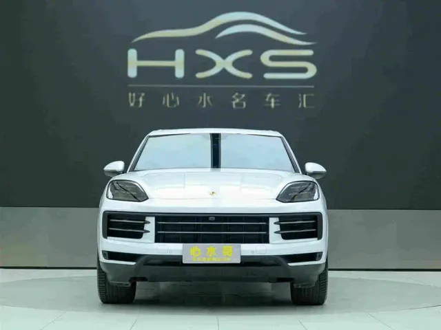 Porsche Cayenne — Фото автомобиля 2