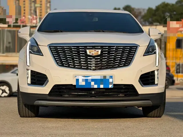 Cadillac XT5 — Фото автомобиля 3