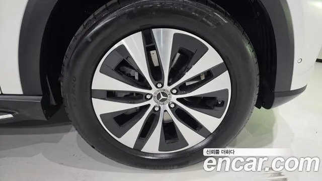 Mercedes-Benz GLE-Class — Фото автомобиля 5