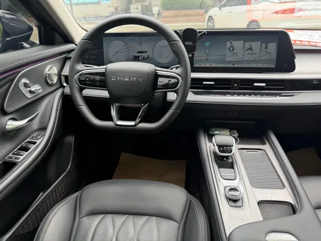 Chery Arrizo 8 — Фото автомобиля 10