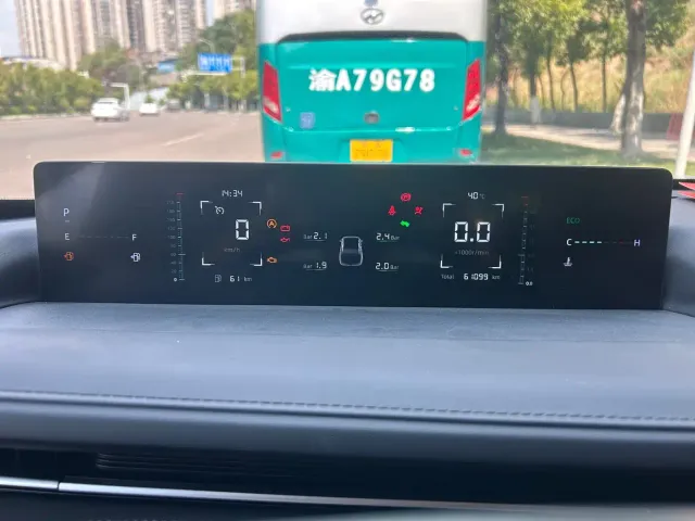 Changan Lamore — Фото автомобиля 11