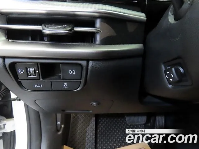 Hyundai Grandeur GN7 — Фото автомобиля 14