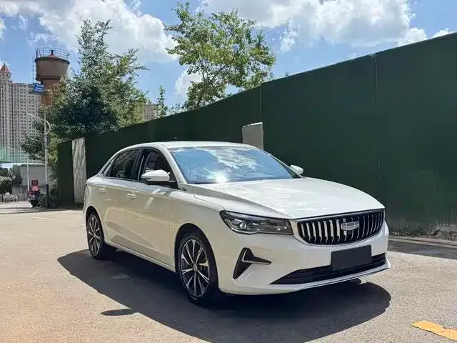 Geely Emgrand — Фото автомобиля 3
