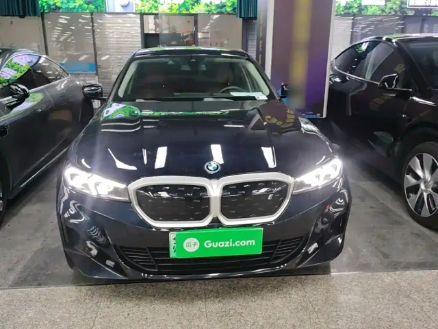 BMW i3 — Фото автомобиля 2