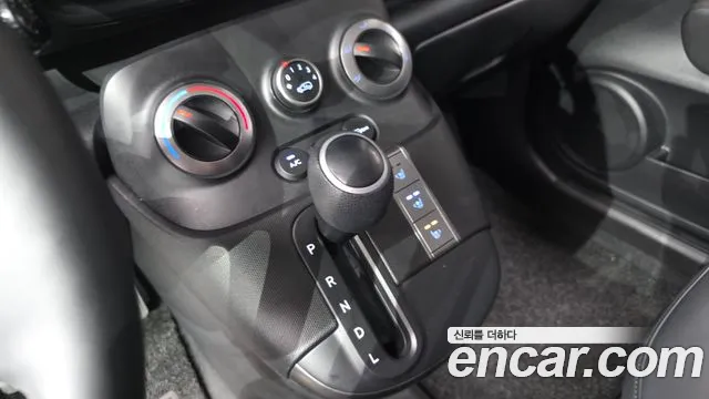Hyundai Casper — Фото автомобиля 12