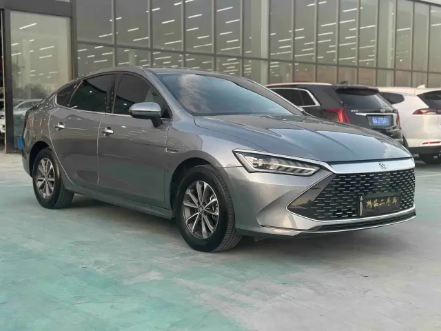 BYD Qin PLUS — Фото автомобиля 3