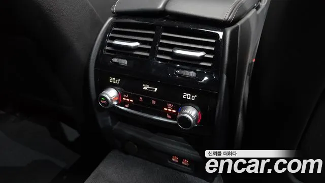 BMW 5-Series — Фото автомобиля 24