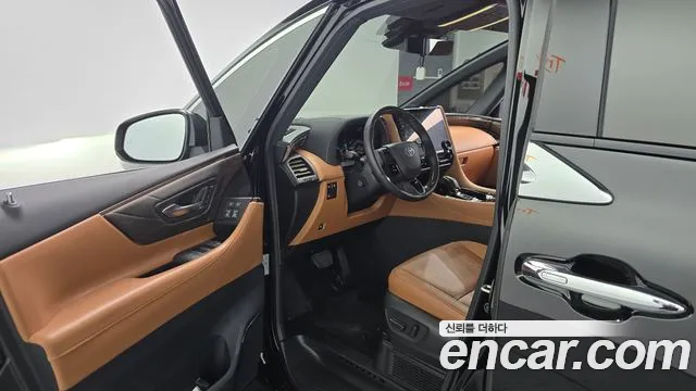 Toyota Alphard — Фото автомобиля 7