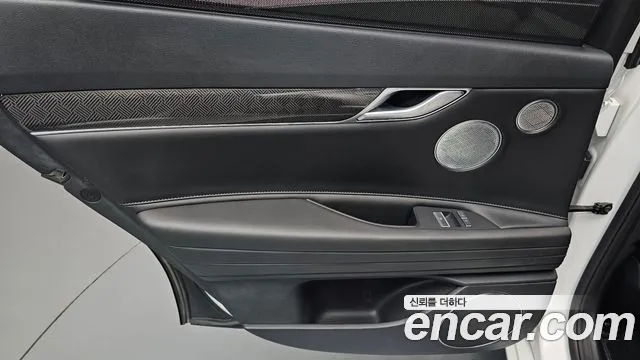 Genesis G80 Бензин 3.5 турбо AWD — Фото автомобиля 6