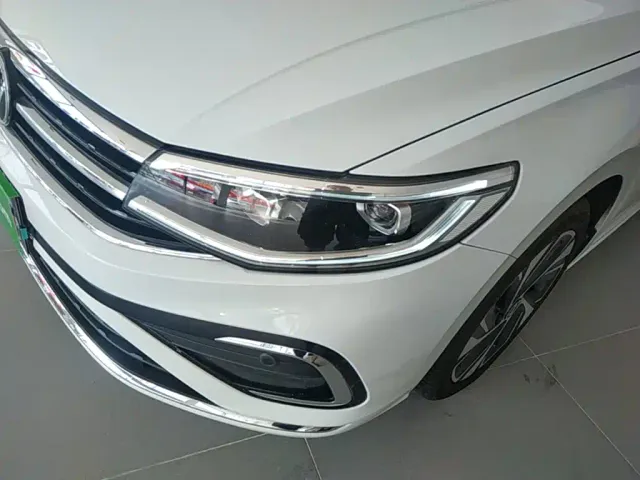 Volkswagen Bora — Фото автомобиля 23