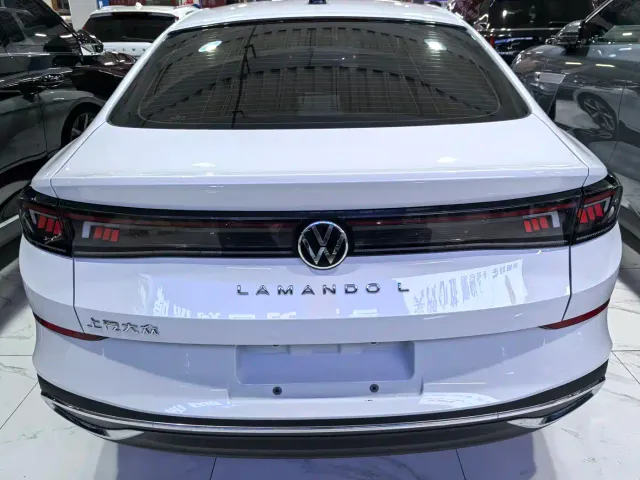 Volkswagen Lamando — Фото автомобиля 5