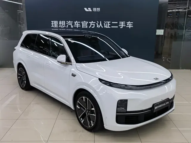 Li Auto L9 — Фото автомобиля 3