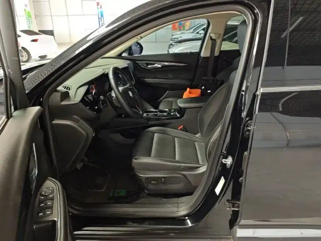 Buick Envision Plus — Фото автомобиля 14