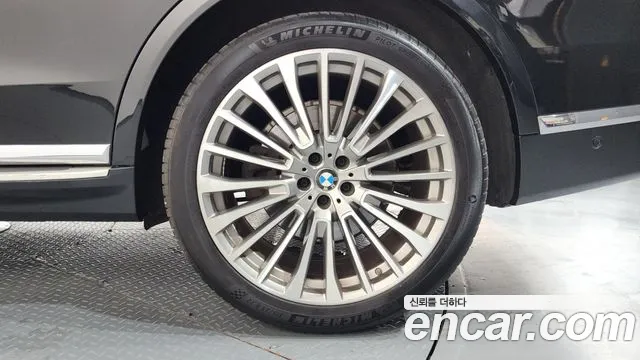 BMW X7 — Фото автомобиля 20