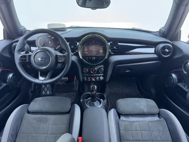 MINI John Cooper Works — Фото автомобиля 23