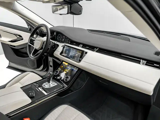 Land Rover Range Rover Evoque 2021 Range Rover Evoque L 249PS R-Dynamic First Edition Launch Edition — Фото автомобиля 19
