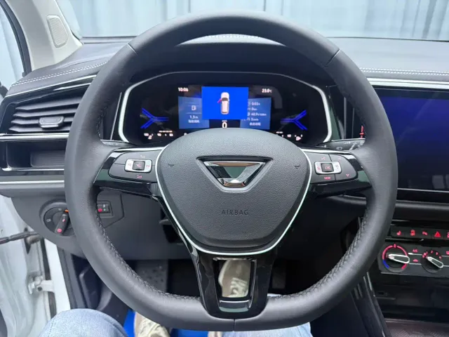 Jetta VS7 — Фото автомобиля 19