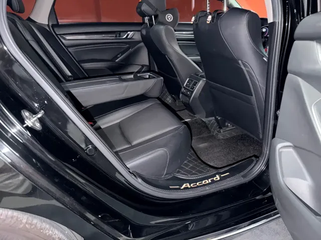 Honda Accord — Фото автомобиля 22