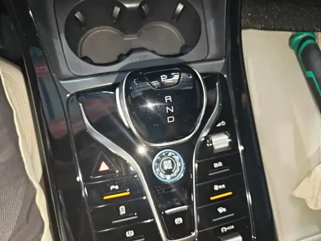 BYD Qin PLUS — Фото автомобиля 18