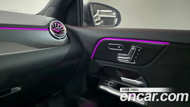 Mercedes-Benz GLA-Class — Фото автомобиля 13