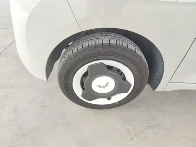 Wuling Hongguang Mini EV — Фото автомобиля 22
