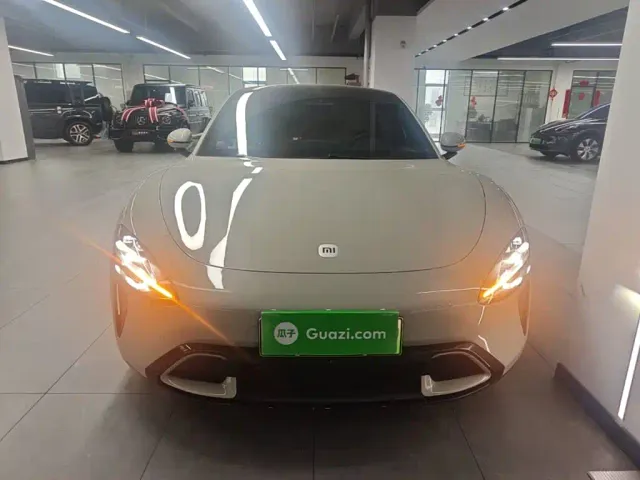 Xiaomi SU7 — Фото автомобиля 2