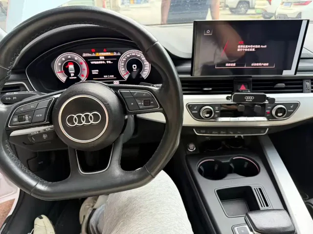Audi A4L — Фото автомобиля 13