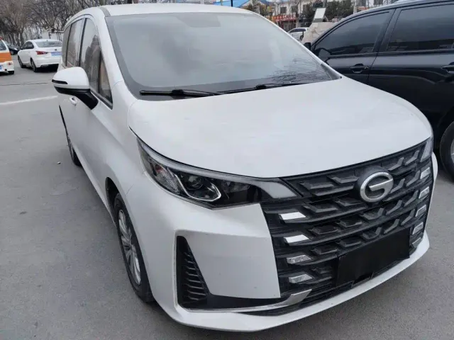 GAC Trumpchi Trumpchi M6 2023 PRO 270T DCT Elite Edition — Фото автомобиля 3