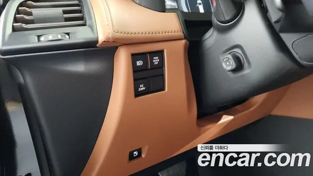 Toyota Alphard — Фото автомобиля 21