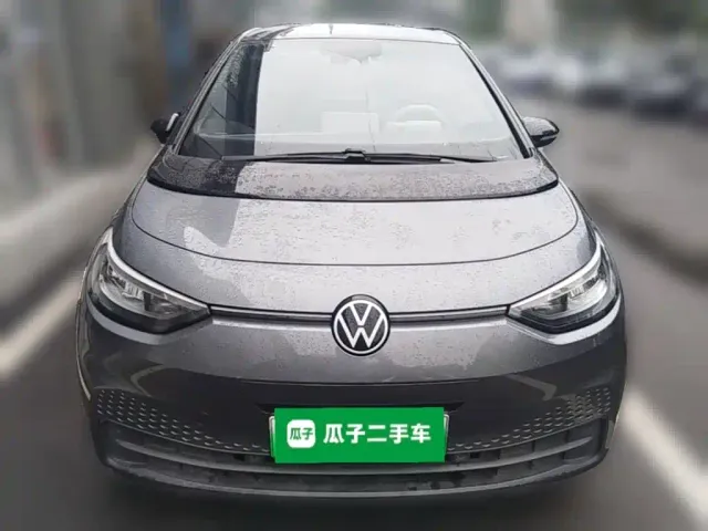 Volkswagen ID.3 — Фото автомобиля 4