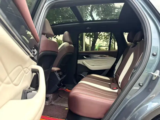 Geely Xingyue L — Фото автомобиля 6