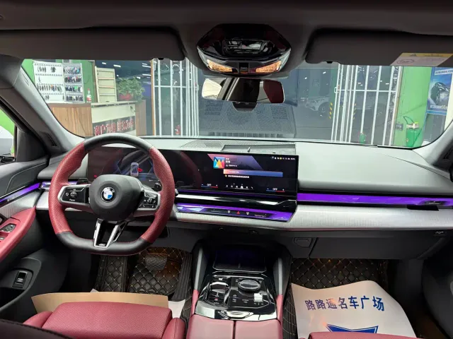BMW 5 Series — Фото автомобиля 9